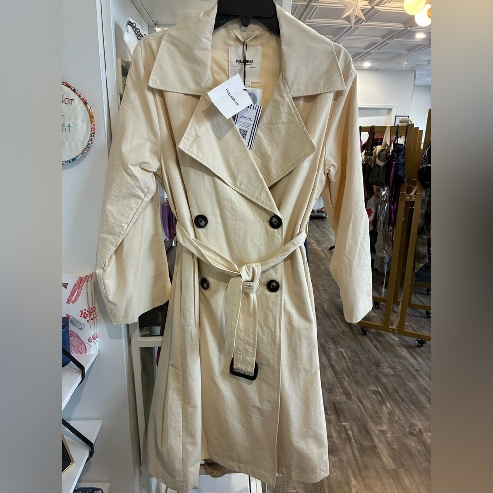 Pull & Bear light nude trench coat size XS new with tag